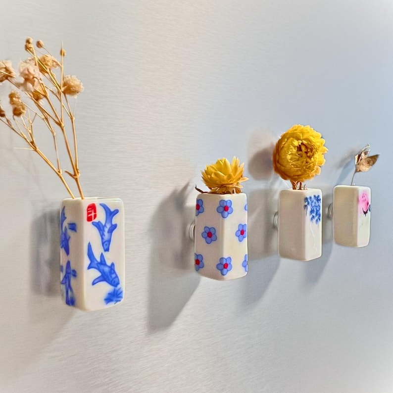 Mini Ceramic Vase Fridge Magnets – Japanese Aesthetic Decor (pack of 4)