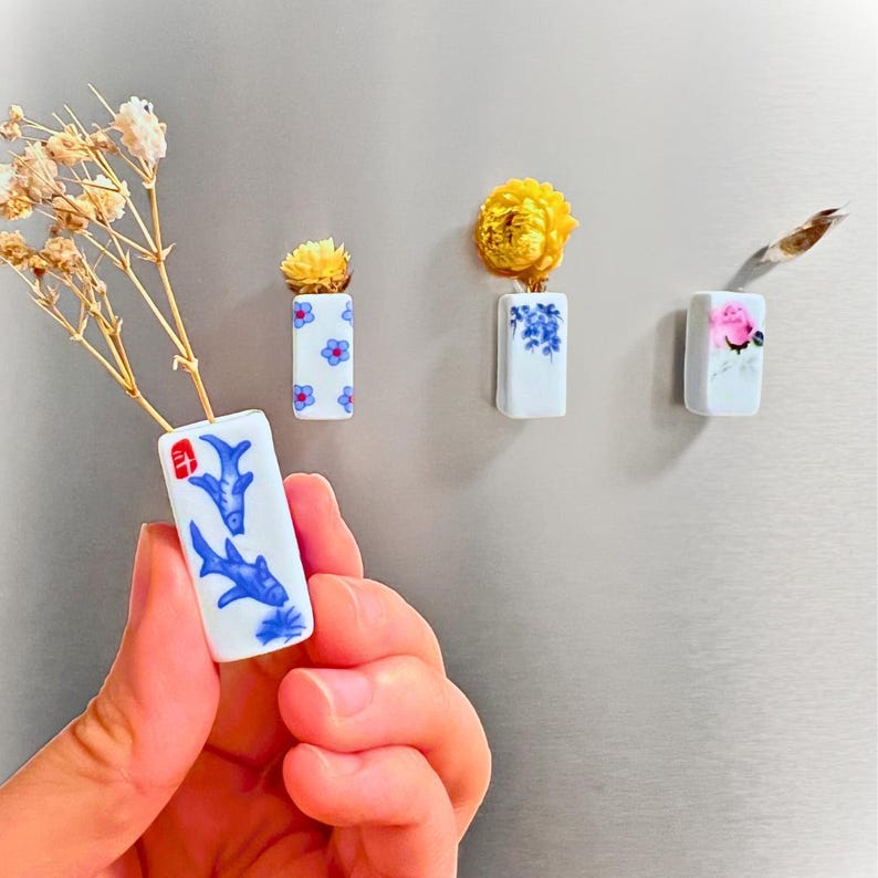 Mini Ceramic Vase Fridge Magnets – Japanese Aesthetic Decor (pack of 4)