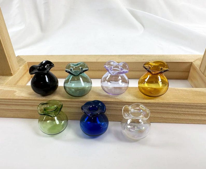 Mini Ceramic Vase Fridge Magnet: DIY Refrigerator Decor